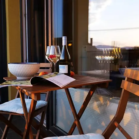 - Modern Apartmán