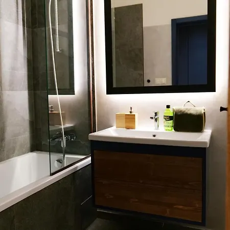 - Modern Apartmán