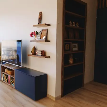 - Modern Apartmán *